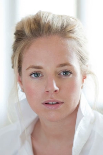 Actor Anina Isabel Haghani