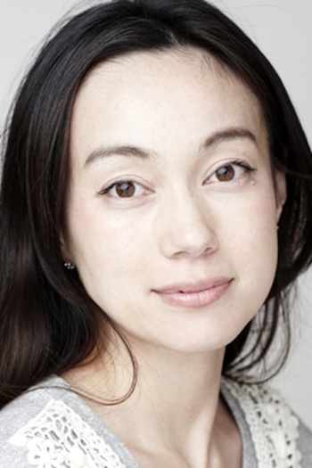 Actor Hinako Saeki