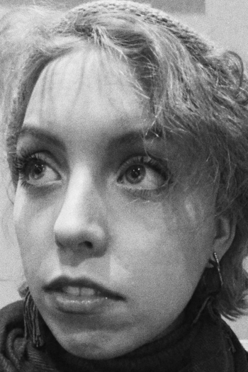 Actor Isabella Scribner