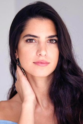 Actor Carmen Bsaibes