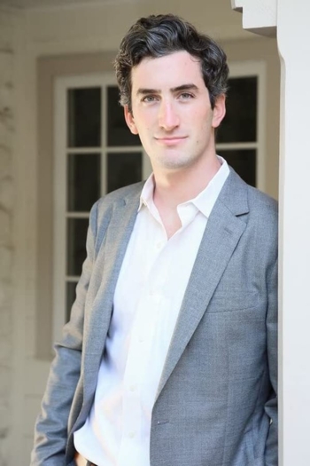 Actor Jordan Plotner