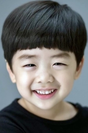 Actor Kim Dong-Ha