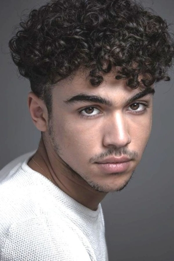 Actor Carl Malapa