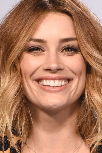 Actor Arielle Vandenberg