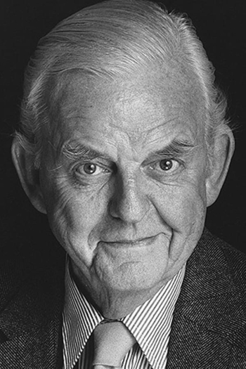 Actor David Tomlinson