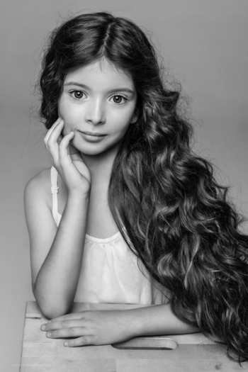 Actor Mayya Ayrin Vada