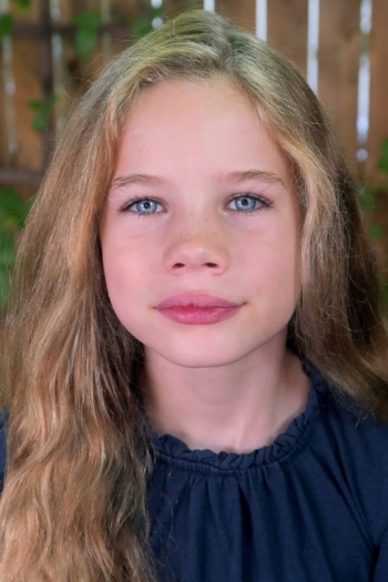 Actor Alona Jane Robbins