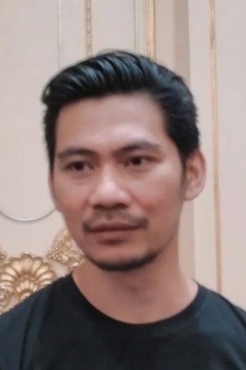 Actor Donny Alamsyah