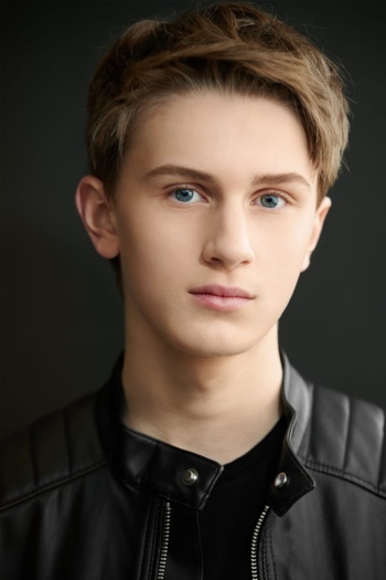 Actor Carter Evancic