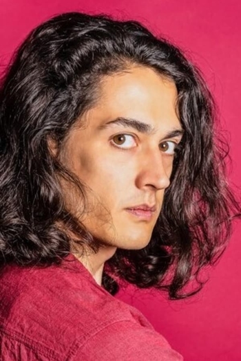 Actor Lennard Bertzbach