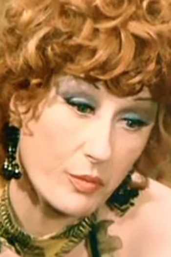 Actor Danika La Loggia