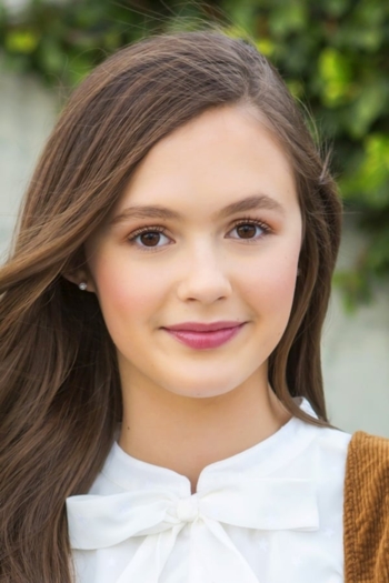Actor Olivia Sanabia