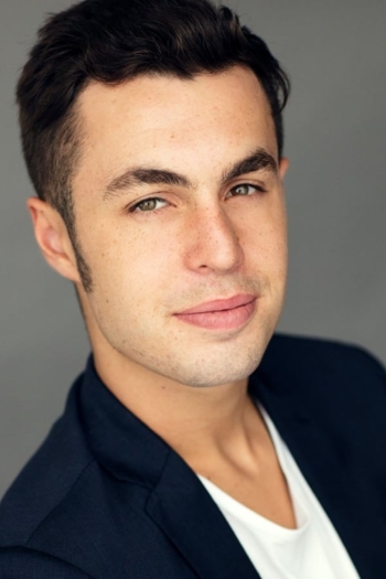 Actor Harry Stanbridge