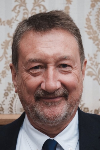 Actor Steven Knight