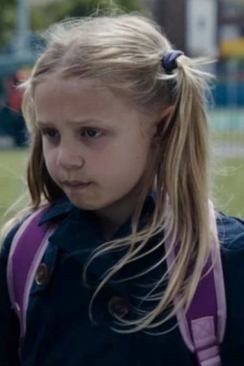 Actor Cleopatra Dickens