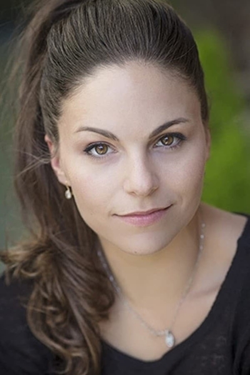 Actor Carolyn Maitland