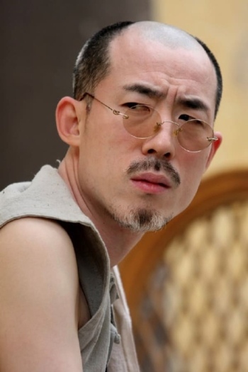 Actor Songyuan Xiao