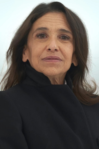 Actor Kathryn Hunter