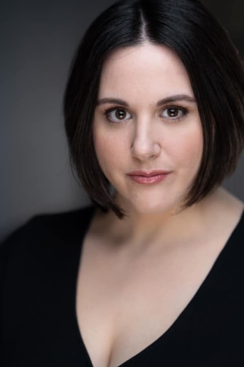 Actor Caitlyn Geiler