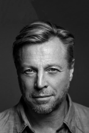 Actor John De Holland