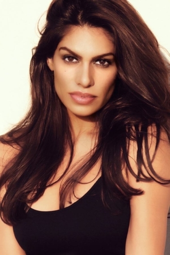 Actor Rayna Tharani