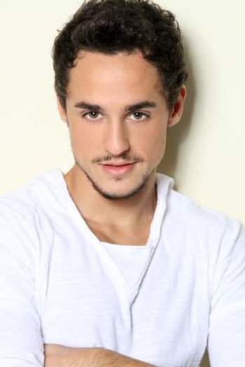 Actor Thiago Amaral