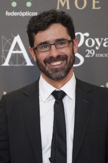 Actor Alex Catalán