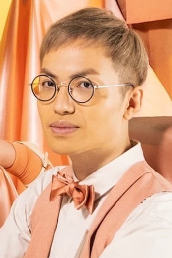 Actor kevin mitsunaga