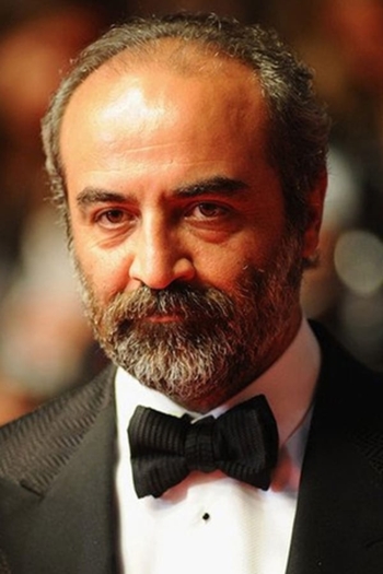 Actor Yılmaz Erdoğan