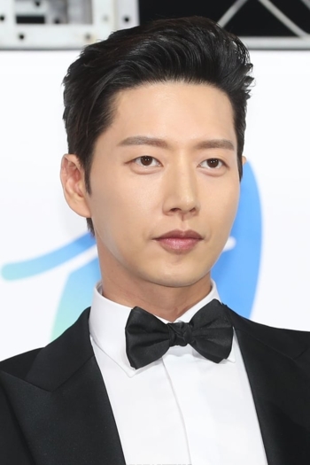 Actor Park Hae-jin
